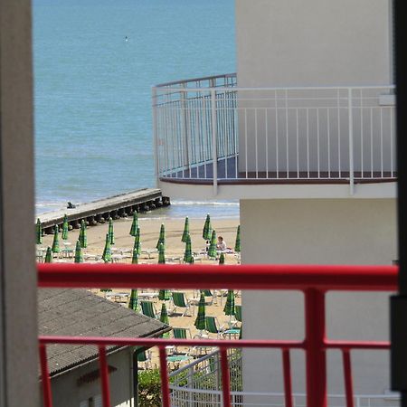Hotel Atene Lido di Jesolo Exteriör bild